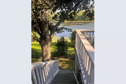 1375 W Main Street, Riverhead, NY 11901 - Photo 12