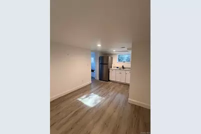 1375 W Main Street, Riverhead, NY 11901 - Photo 36
