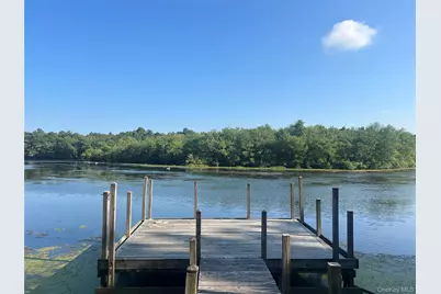 1375 W Main Street, Riverhead, NY 11901 - Photo 2
