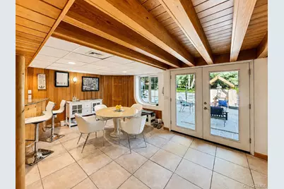 1846 Muttontown Road, Syosset, NY 11791 - Photo 8