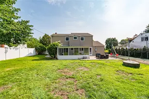 105 Rumford Rd, Kings Park, NY 11754 - Photo 28
