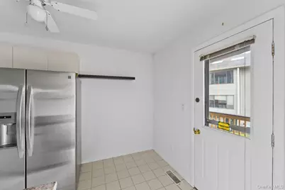 5 Kings Court, Nanuet, NY 10954 - Photo 10