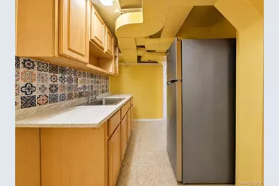937 Duncan Street, Bronx, NY 10469 - Photo 18
