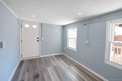 12 W 14th Road, Far Rockaway, NY 11693 - Photo 16