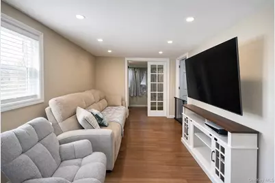 12 W 14th Road, Far Rockaway, NY 11693 - Photo 2