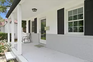 415 Leonard Blvd, New Hyde Park, NY 11040 - Photo 4