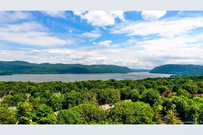 10 Oak Ridge Drive, New Windsor, NY 12553 - Photo 34