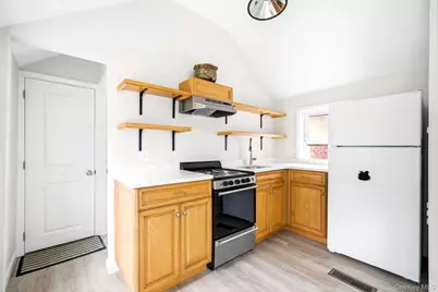 27 Walnut Avenue #2, Setauket, NY 11733 - Photo 10
