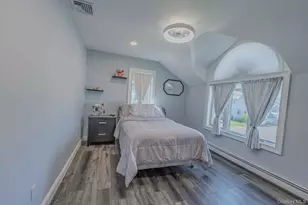 484 Washington Ave, Lindenhurst, NY 11757 - Photo 26