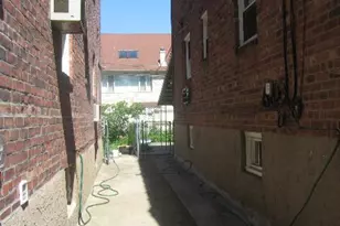 160-45 Willets Point Blvd, Whitestone, NY 11357 - Photo 12