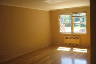160-45 Willets Point Blvd, Whitestone, NY 11357 - Photo 6