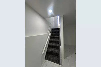 17205 89th Avenue, Jamaica, NY 11432 - Photo 24