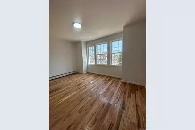 17205 89th Avenue, Jamaica, NY 11432 - Photo 12