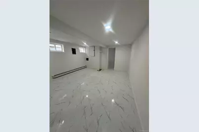 17205 89th Avenue, Jamaica, NY 11432 - Photo 26
