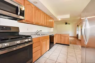257 Maple St, Massapequa Park, NY 11762 - Photo 8