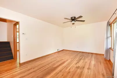 257 Maple Street, Massapequa Park, NY 11762 - Photo 4