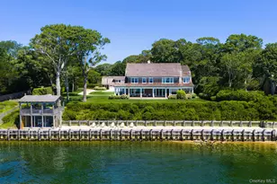 1140 Park Ave, Mattituck, NY 11952 - Photo 6