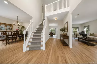 23 Varsity Blvd., East Setauket, NY 11733 - Photo 4