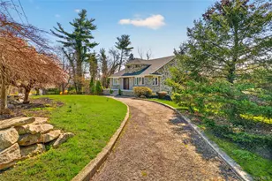 24 Old Knollwood Rd, White Plains, NY 10607 - Photo 2