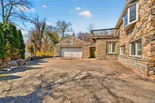 24 Old Knollwood Rd, White Plains, NY 10607 - Photo 38