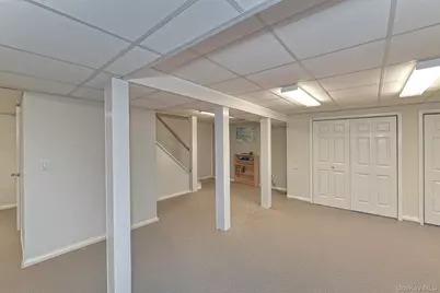 196 Cranberry Court, Melville, NY 11747 - Photo 28