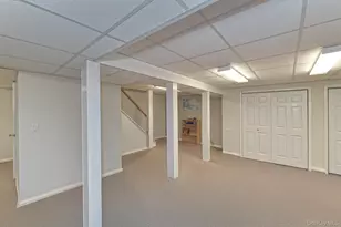 196 Cranberry Ct, Melville, NY 11747 - Photo 28