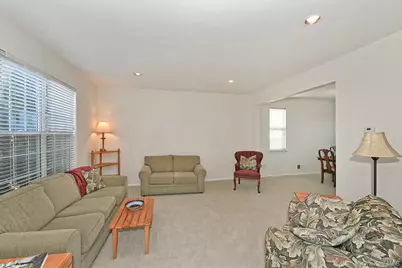 196 Cranberry Court, Melville, NY 11747 - Photo 14