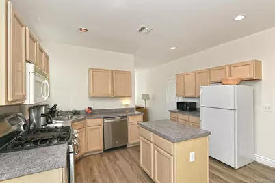 196 Cranberry Court, Melville, NY 11747 - Photo 12