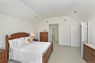 196 Cranberry Ct, Melville, NY 11747 - Photo 20