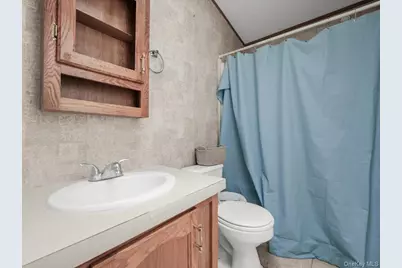 13 Mindy Lane, Bohemia, NY 11716 - Photo 12