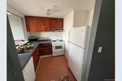 81-15 Queens #6L, Elmhurst, NY 11373 - Photo 6
