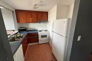 81-15 Queens, Elmhurst, NY 11373 - Photo 6