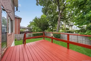 87-16 Palo Alto St, Hollis, NY 11423 - Photo 22
