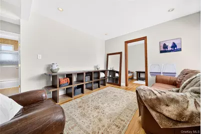 138-25 68th Drive #3D, Kew Gardens, NY 11367 - Photo 4