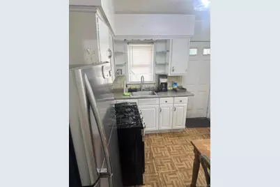 56 Winthrop Street, Hempstead, NY 11550 - Photo 6