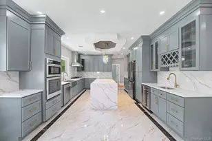 16 Violet Ave, Hicksville, NY 11801 - Photo 6