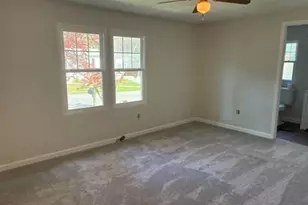 1661 Old Country Road Rd, Riverhead, NY 11901 - Photo 14
