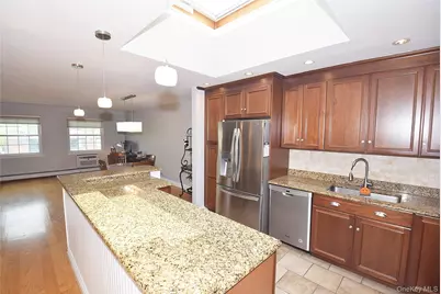 12-27 Diane Place #196 U, Bayside, NY 11360 - Photo 6