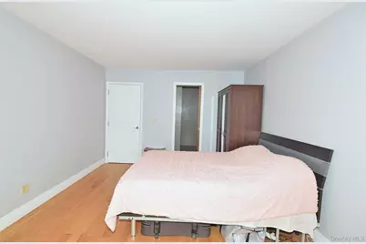 12-27 Diane Place #196 U, Bayside, NY 11360 - Photo 12