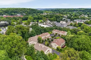 4 Preserve Ct, White Plains, NY 10607 - Photo 36