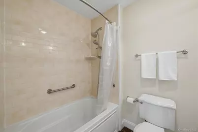 4 Preserve Court, White Plains, NY 10607 - Photo 28