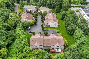 4 Preserve Ct, White Plains, NY 10607 - Photo 38