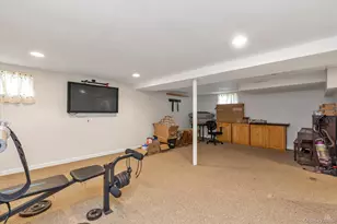 1 Windsor Pl, Lynbrook, NY 11563 - Photo 20