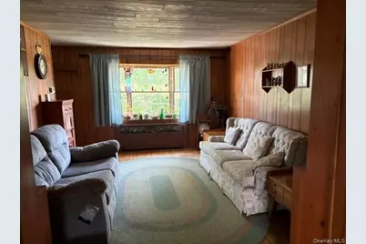 1 Bradish Lane, Babylon, NY 11702 - Photo 2