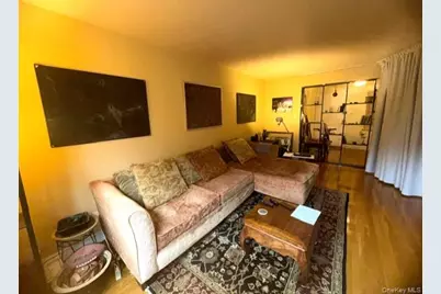 139-15 83rd Avenue #527, Briarwood, NY 11435 - Photo 4