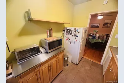 139-15 83rd Avenue #527, Briarwood, NY 11435 - Photo 6