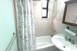 139-15 83rd Ave, Briarwood, NY 11435 - Photo 10