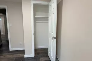 16 Bellport St, Patchogue, NY 11772 - Photo 4