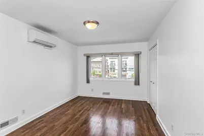 14962 Powells Cove Boulevard, Whitestone, NY 11357 - Photo 20