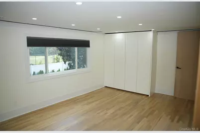 21 Wesleyan Road, Commack, NY 11725 - Photo 16